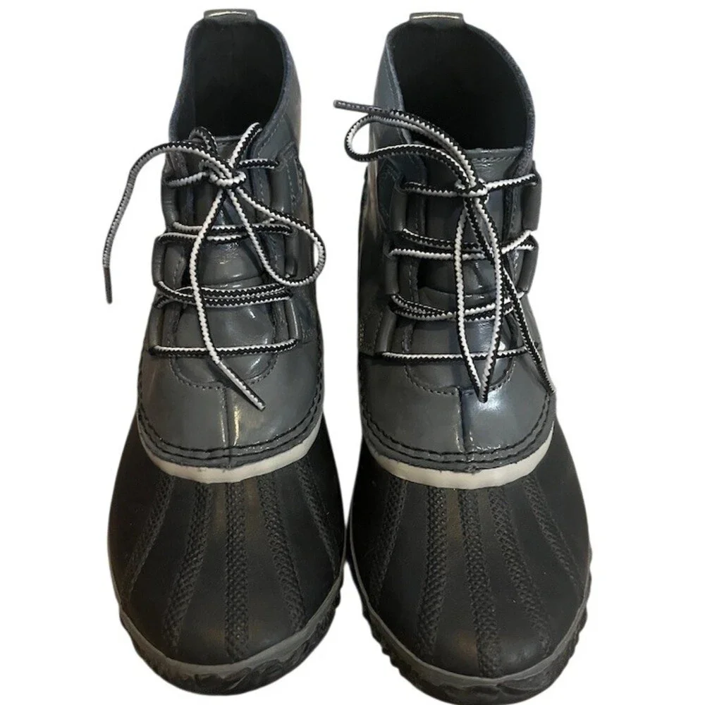 Sorel Out N About Womens Duck Boots Gray Black Lace Up Waterproof Size 9.5